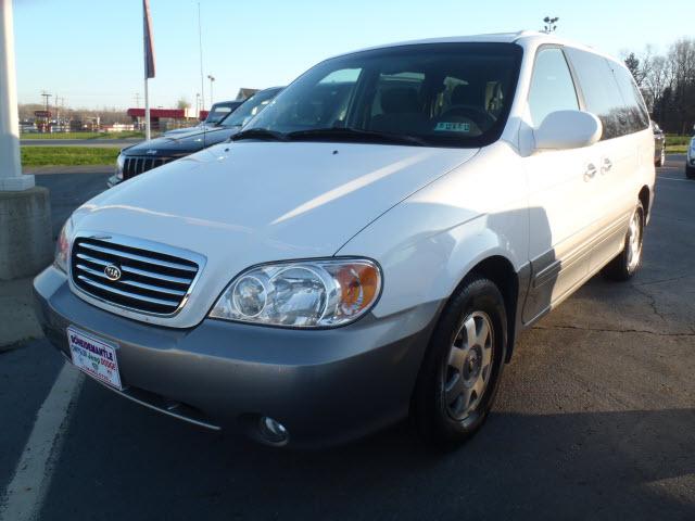Photo of 2003 Kia Sedona