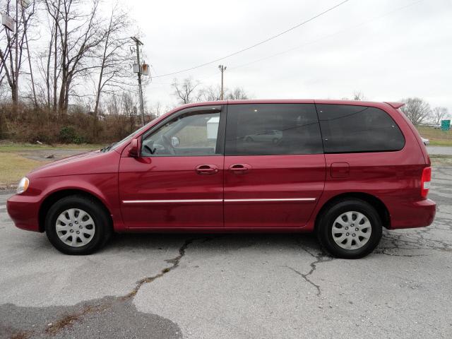 Photo of 2005 Kia Sedona