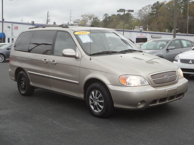 Photo of 2005 Kia Sedona