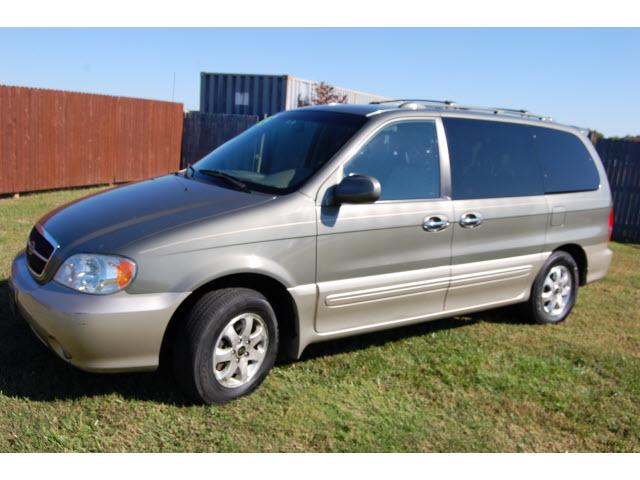 Photo of 2005 Kia Sedona