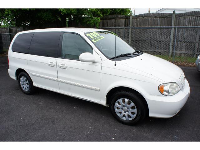 Photo of 2005 Kia Sedona