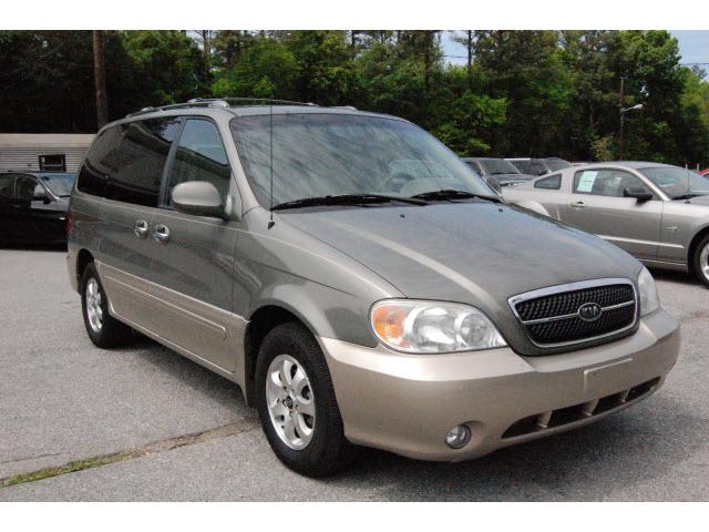 Photo of 2005 Kia Sedona