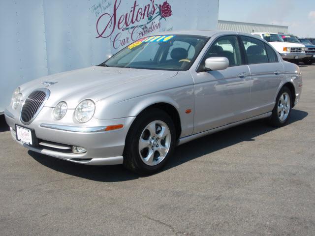 Photo of 2002 Jaguar S-Type