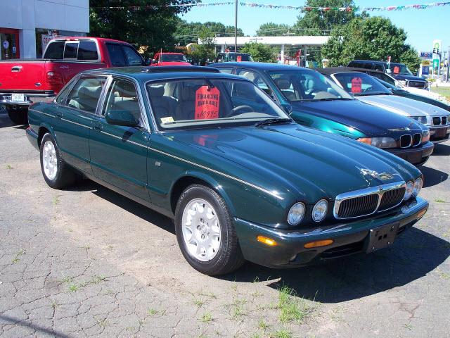 Photo of 2002 Jaguar XJ8