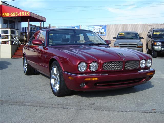 Photo of 2000 Jaguar XJR