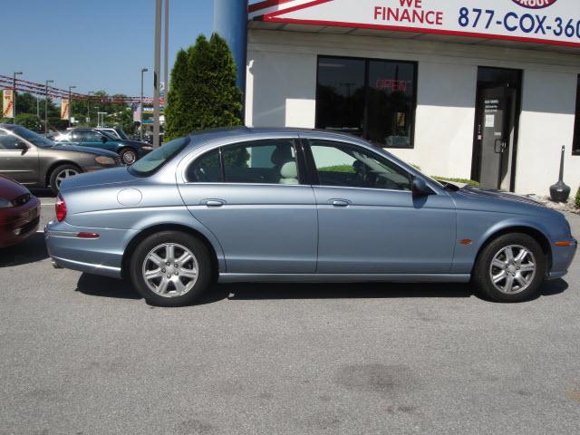 Photo of 2003 Jaguar S-Type