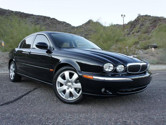 Photo of 2004 Jaguar X-Type