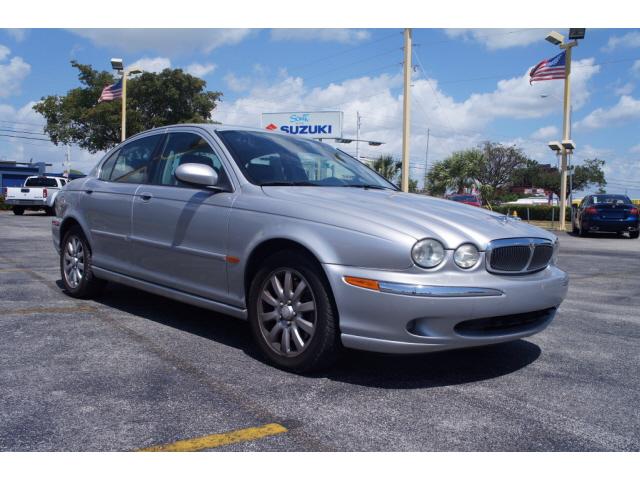 Photo of 2003 Jaguar X-Type