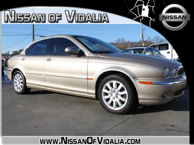 Photo of 2003 Jaguar X-Type