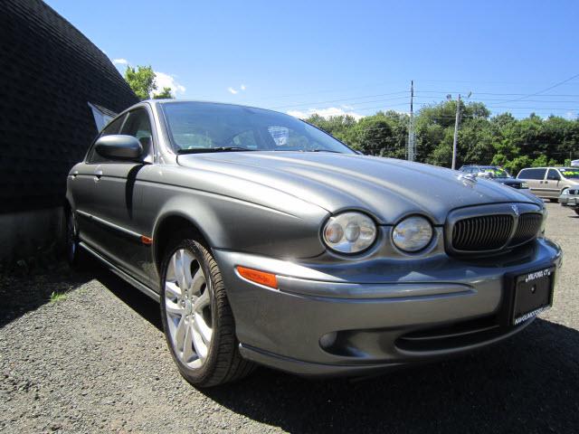 Photo of 2002 Jaguar X-Type