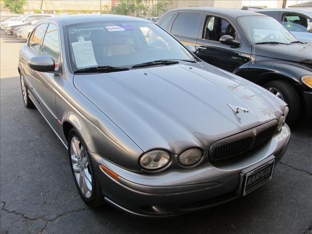 Photo of 2003 Jaguar X-Type