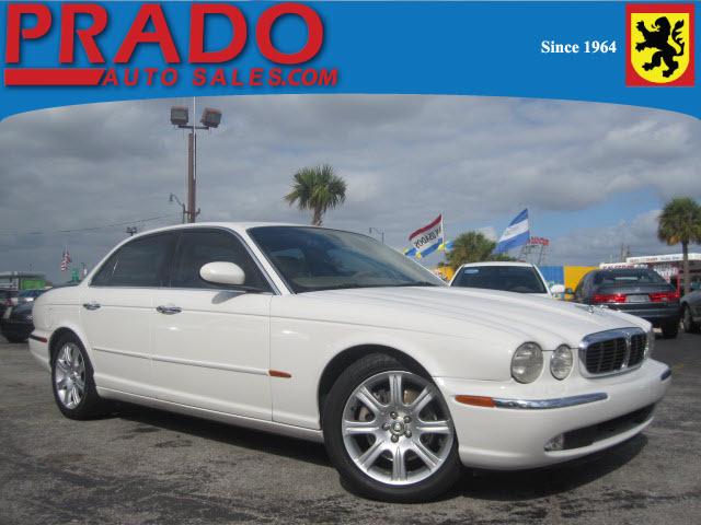 Photo of 2004 Jaguar XJ8