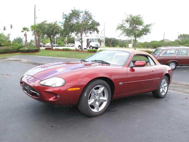 Photo of 1997 Jaguar XK8