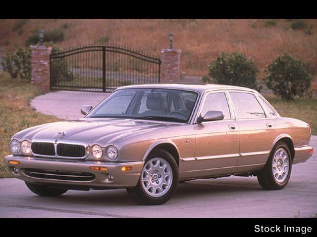 Photo of 1998 Jaguar XJ8