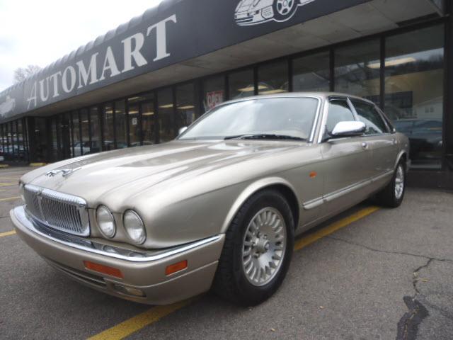 Photo of 1997 Jaguar XJ6