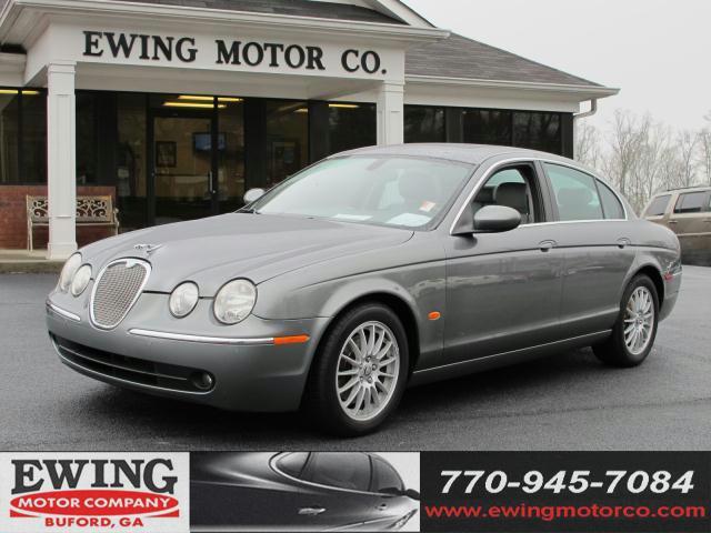 Photo of 2006 Jaguar S-TYPE