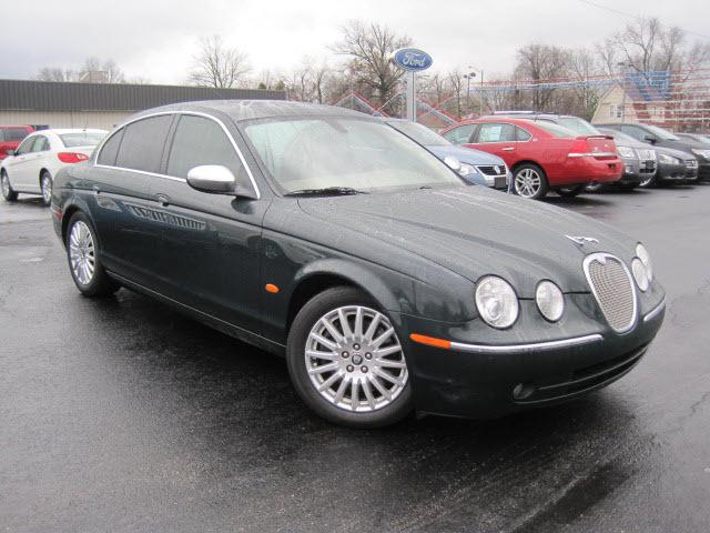 Photo of 2006 Jaguar S-Type
