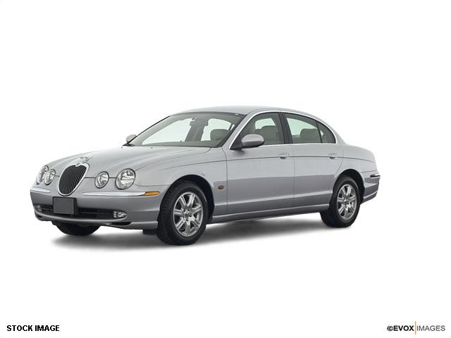 Photo of 2005 Jaguar S-Type