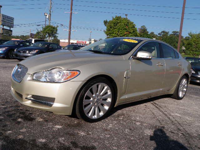 Photo of 2009 Jaguar XF