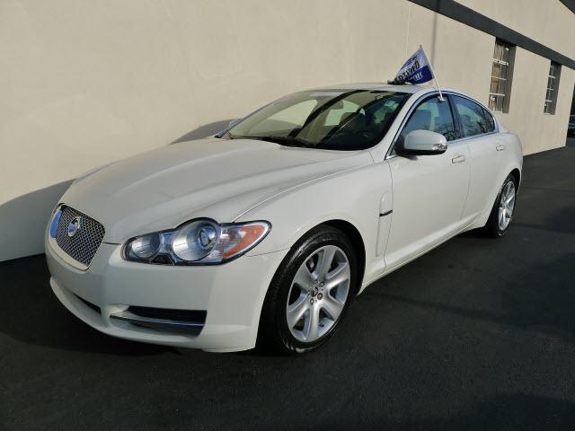 Photo of 2009 Jaguar XF