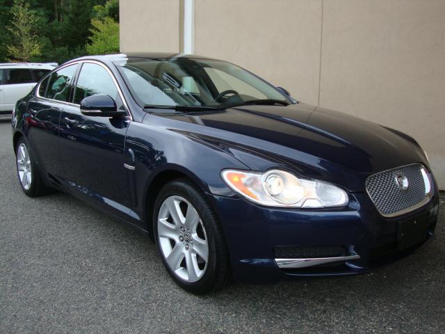 Photo of 2010 Jaguar XF