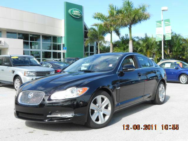 Photo of 2011 Jaguar XF