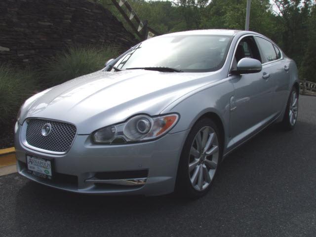 Photo of 2010 Jaguar XF