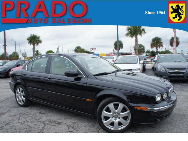 Photo of 2006 Jaguar X-Type