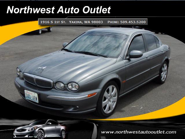 Photo of 2005 Jaguar X-Type