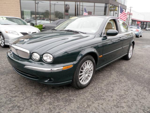 Photo of 2006 Jaguar X-Type