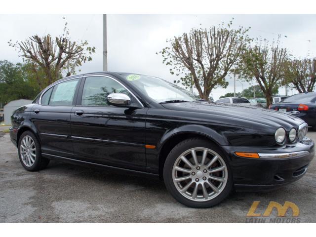 Photo of 2006 Jaguar X-Type
