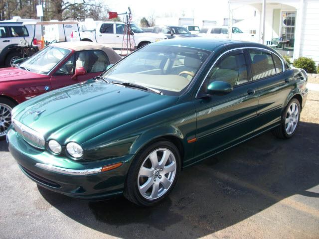Photo of 2005 Jaguar X-Type