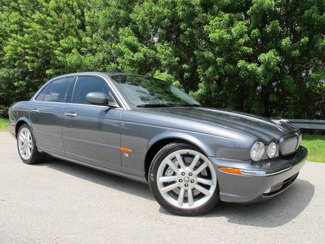 Photo of 2005 Jaguar XJR