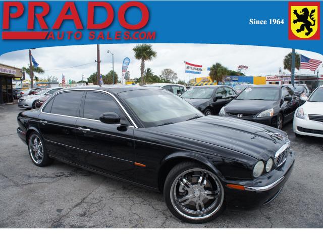 Photo of 2005 Jaguar XJ8