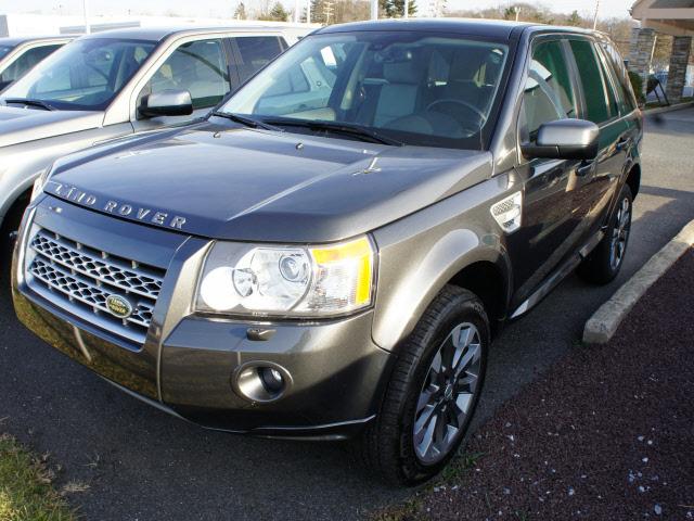 Photo of 2010 Land Rover LR2