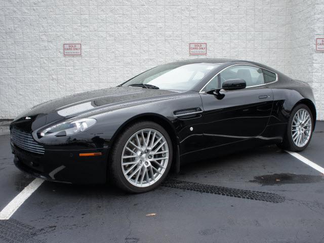 Photo of 2009 Aston Martin V8 Vantage