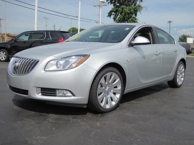 Photo of 2011 Buick Regal