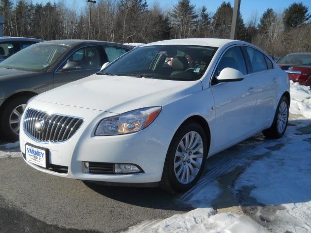 Photo of 2011 Buick Regal