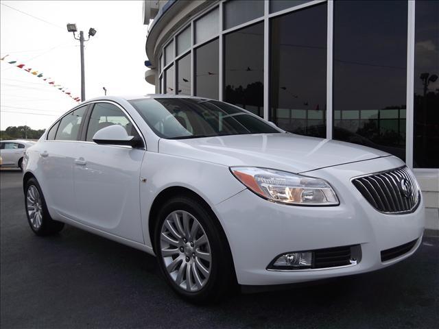 Photo of 2011 Buick Regal
