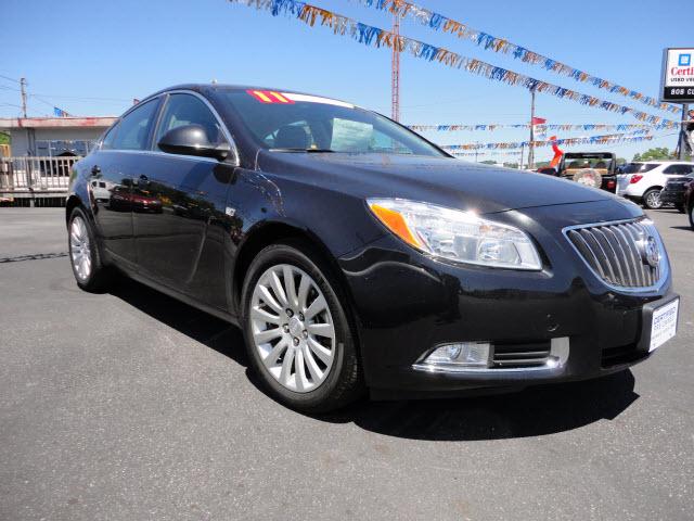 Photo of 2011 Buick Regal