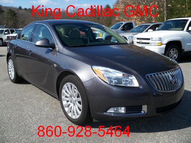 Photo of 2011 Buick Regal