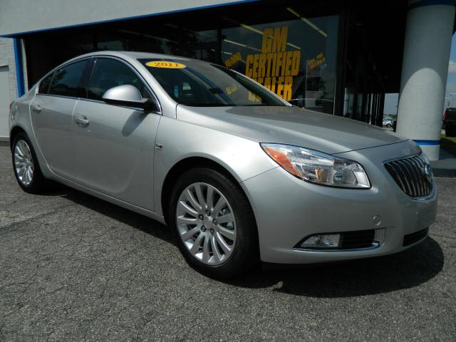 Photo of 2011 Buick Regal