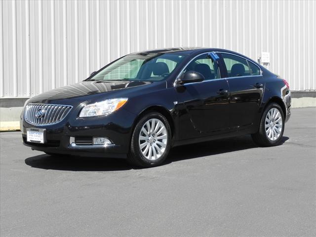 Photo of 2011 Buick Regal