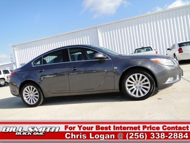Photo of 2011 Buick Regal