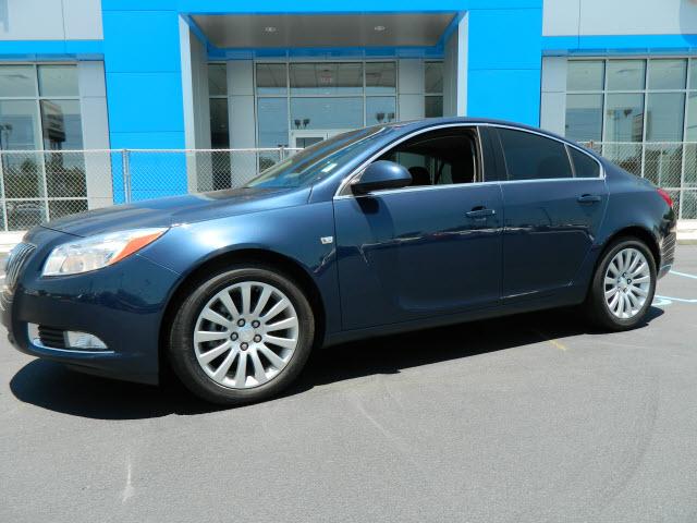 Photo of 2011 Buick Regal