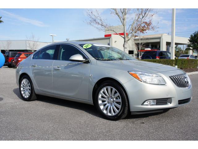 Photo of 2011 Buick Regal