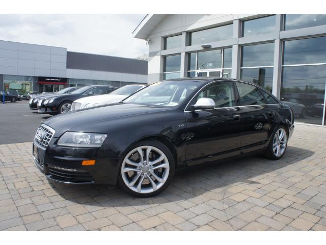Photo of 2011 Audi S6