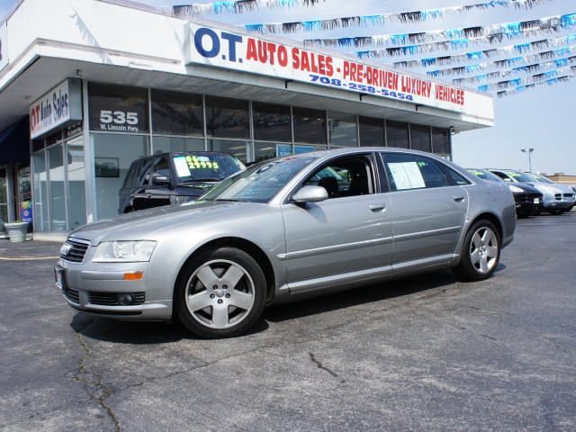 Photo of 2004 Audi A8