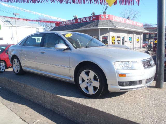 Photo of 2004 Audi A8