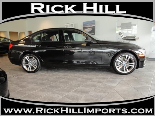Photo of 2012 BMW 328i